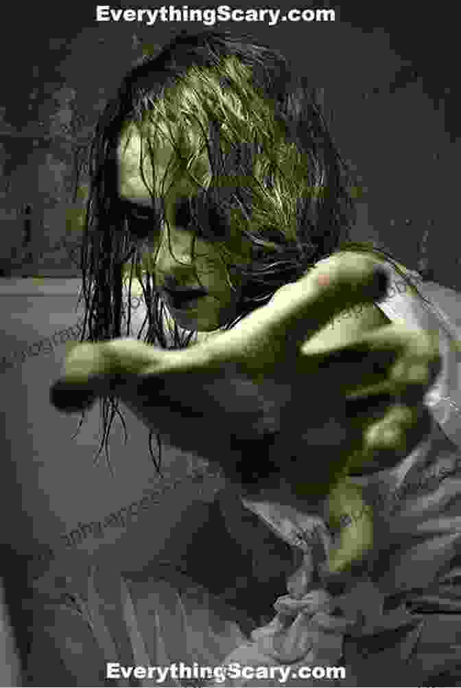 Creepy Zombie Reaching Out From A Dark Tunnel Anniversary In Paris: A Crazy Zombie Story (Zombie Short Stories 1)